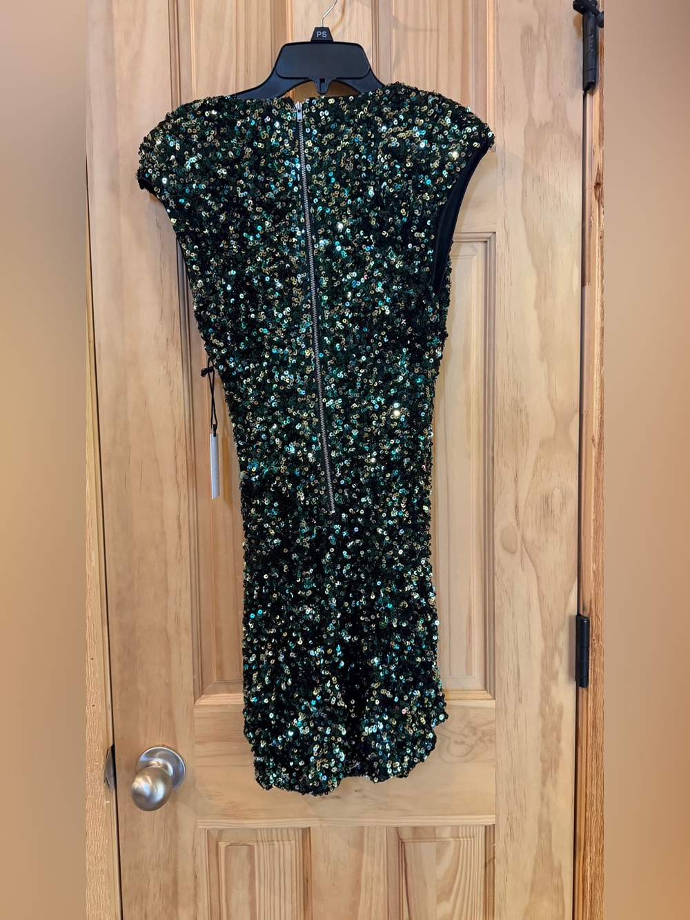 ASTR The Label Melinda Green Sequin V-Neck Mini Dress XS - Picture 11 of 11